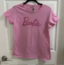 MATTEL BARBIE Pink Short Sleeve T-Shirt Women’s sz Medium barbiecore light pink