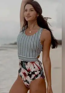 ALBION FIT ALBION BON VOYAGE ONE-PIECE SWIMSUIT size large