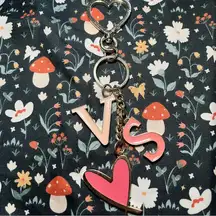 VICTORIAS SECRET keychain