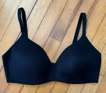 Knix Size 5 WingWoman Molded Cup Bra Wirefree Wireless Black