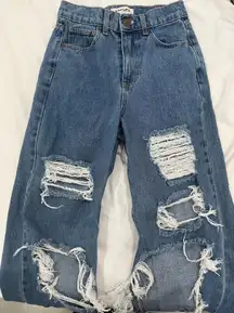 Baggy Ripped Jeans