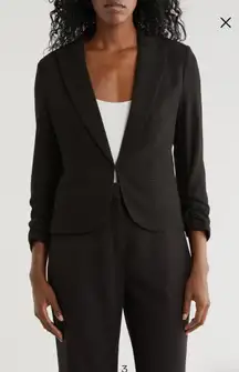 Amanda & Chelsea Ponte 3/4 Ruched Sleeve Blazer In Black