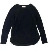 Everleigh Women’s black raglan sleeve sweater