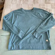 VUORI WOMEN'S LONG SLEEVE HALO Crew
Size M
Pistachio