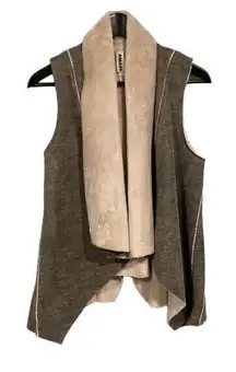 Amadi Faux Shearling Drape Front Open‎ Vest Size XS