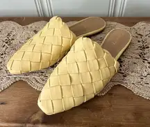 Circus NY Olena Pineapple Yellow Woven Flat Slide On Loafers size 7