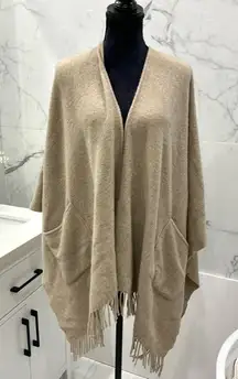 Soft oversized poncho with pockets🍁🍁🍁