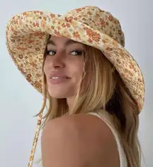 Lack of color sun hat