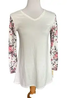 NWT Womens Lularoe Elizabeth Floral Sleeve Relaxed Fit Tunic Top Sweater - XXS