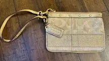 SIGNATURE Coach Wallet Wristlet Gold Metalic 42015 6x4”‎ A