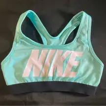 Nike Sports Bra‎ Size XS No Pads