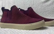 Rothy's - Chelsea Sneaker in Plum‎ Melange - Size 6.5