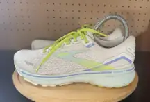 Brooks Ghost 15 Running Shoes Women's Size 6.5  Training Athletic Road Workout
