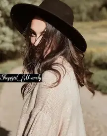 W•S•B Brown Fedora Hat Size 58 Faux Leather Band W/Buckle Decoration gold chain