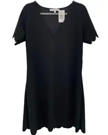 The Vanity Room NWT Black Womens USA‎ Size Medium M Scalloped Shift Dress