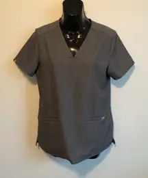 Figs Charcoal V-Neck Women's XS scrub top