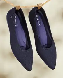 VIVAIA Aria 5° Pointed Toe Ballet Flats in navy blue knit size 6 women’s shoes