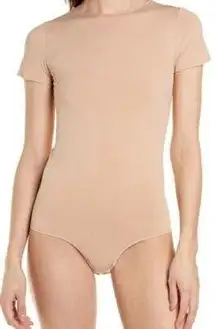 SKIMS Essential T-Shirt Thong Bodysuit in Sandstone Large/X-Large