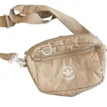 Adidas Original Puffer Pouch Magic Beige White Crossbody Fanny Hip Pack