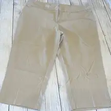 Maurice’s Beige Cropped Capri Pants