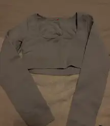 Grey long sleeve cropped workout top
