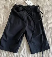 Black Tie / Ruched Shorts