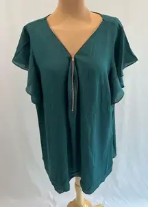 City Chic Zip V-Neck‎ Blouse NWOT