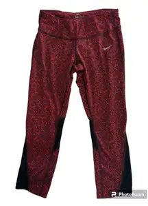 Nike DRI FIT Red and Black Capri Leggings‎ Small