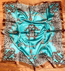VINTAGE Leopard Print NWT TURQUOISE SQUAR SILKY SCARF hand rolled edges 35/35