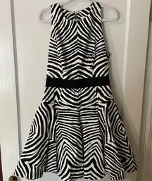 Milly Zebra Print Black & White Fit And Flare Knee Length Dress Sz 10 Semi Forma