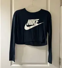 Nike Cropped Long Sleeve Shirt