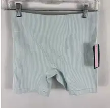 NWT Wild Fable Light Blue Seamless Bike Short Size Medium