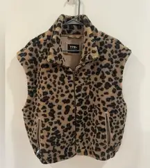 Your Personal Best/Abercrombie & Fitch Leopard vest