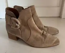 Aquatalia Fiamma taupe suede ankle boot size 7.5