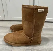 BearPaw Boots Size 8
