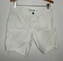 Aventura white Bermuda Shorts organic Cotton women’s size 4 casual neutral