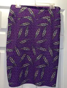 ✨LuLaRoe Purple Feather & Flower Cassie Skirt