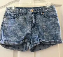 FINAL MARKDOWN Mossimo Ladies denim shorts 8/29