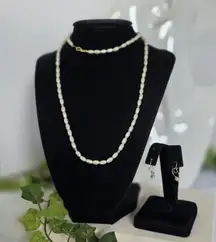 Vintage Freshwater Rice Pearl Necklace and Earrings Pat 537965