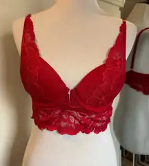 Marilyn Monroe 34B Red Lightly Lined Bra 