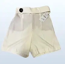 NWT  Basic White High-Rise Wide Shorts, Size XS