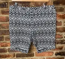 Mario Serrani Italy Black & White Comfort Bermuda Stretch Shorts Women's Size 14