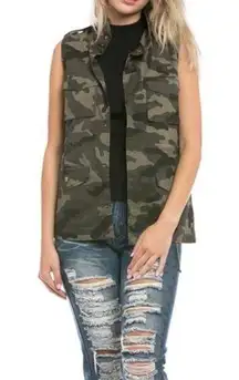 Love Tree Sleeveless Camo Zip Up Vest