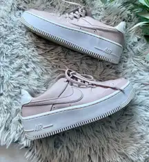 Air Force 1 Sage Low Beige Low Top Sneakers