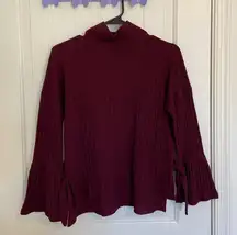 Derek Heart women’s turtleneck flare-sleeved sweater — medium‎