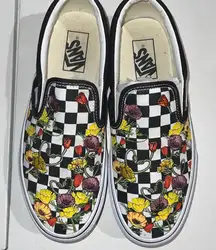 Vans classic slip on black and white checkered board/poppy flowers embroidered