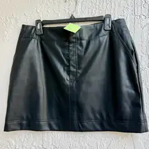 Treasure & Bond Faux Leather A-Line Mini Skirt Black Women's Size Large