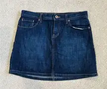 Gap denim mini skirt with back pocket details in size 6