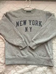 Brandy Melville Gray Crew Neck Sweater