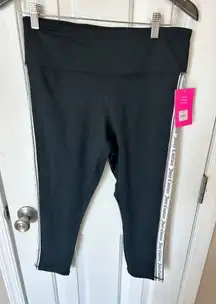Juicy couture, black Capri legging size large new with tag